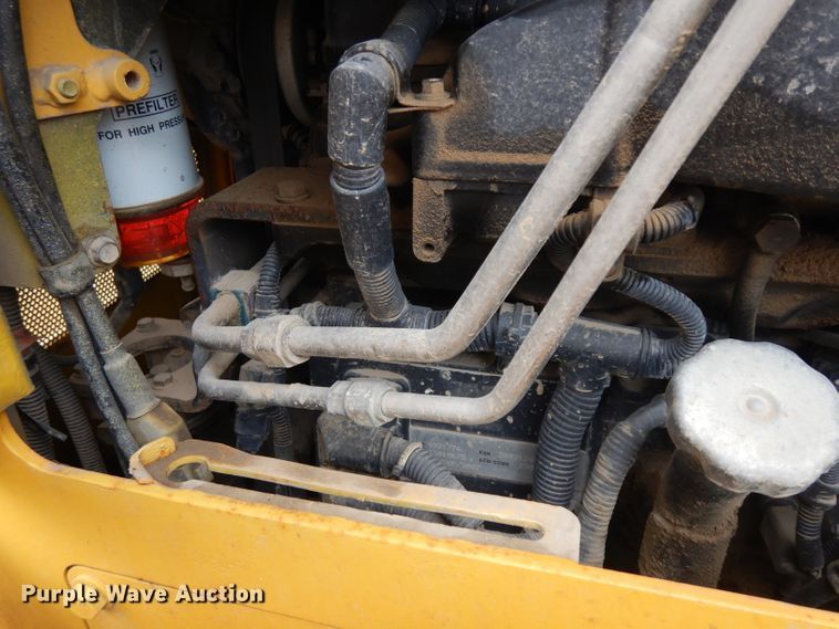 image for item GY9172 2014 Komatsu D51PX  crawler dozer