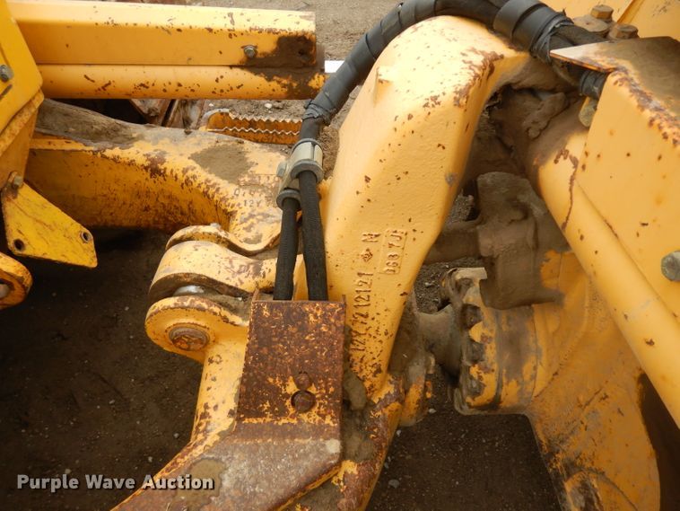 image for item GY9172 2014 Komatsu D51PX  crawler dozer