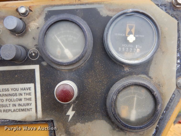 image for item GY9173 Caterpillar CP-563 single drum roller