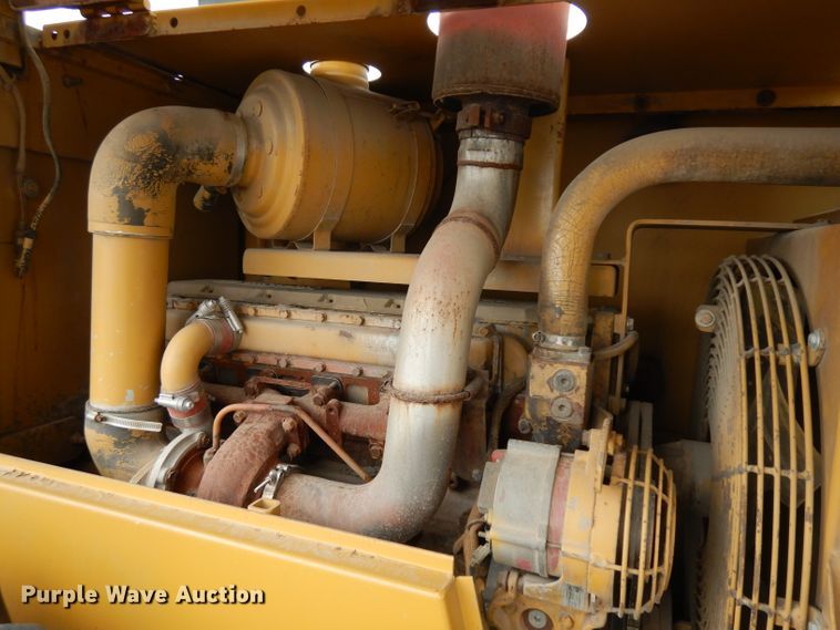 image for item GY9173 Caterpillar CP-563 single drum roller