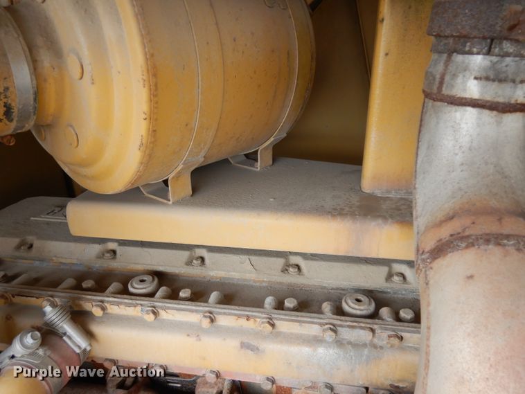 image for item GY9173 Caterpillar CP-563 single drum roller