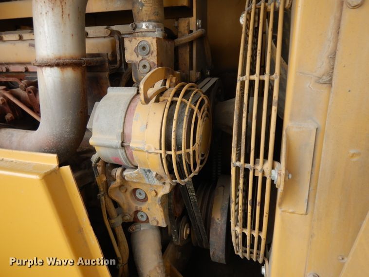 image for item GY9173 Caterpillar CP-563 single drum roller