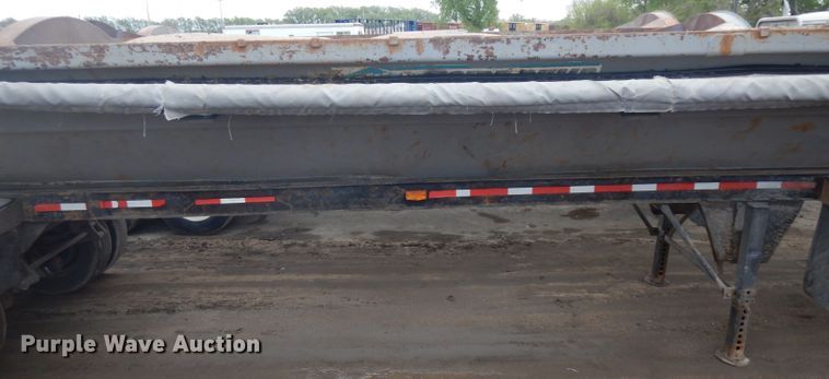 image for item GY9176 1996 Smithco side tilt dump trailer