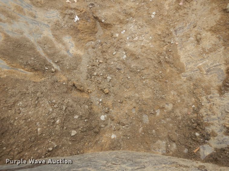 image for item GY9176 1996 Smithco side tilt dump trailer