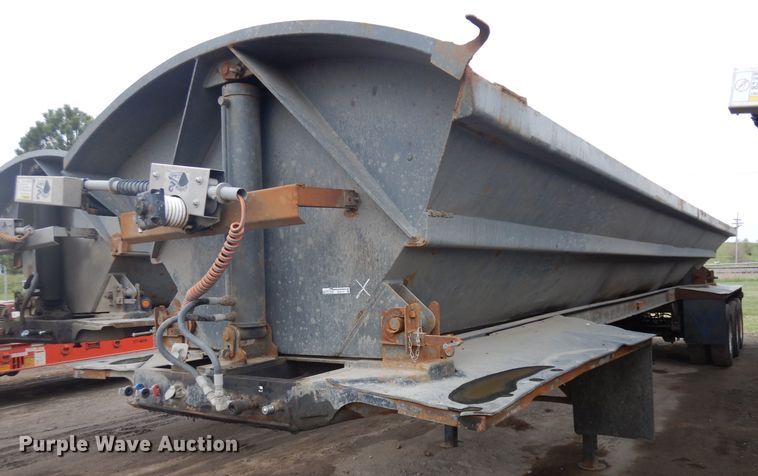 image for item GY9177 1996 Smithco side tilt dump trailer