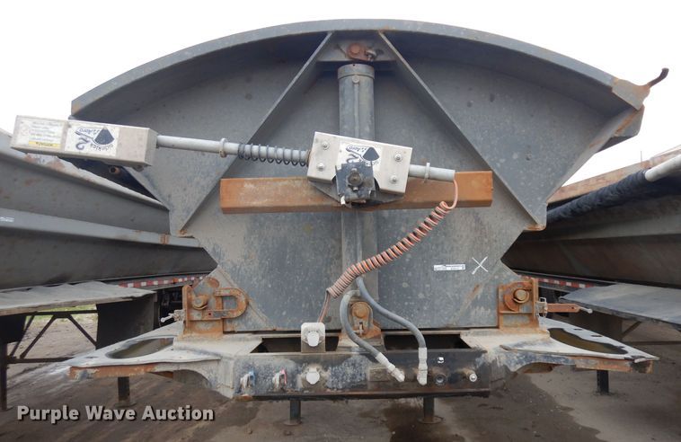 image for item GY9177 1996 Smithco side tilt dump trailer