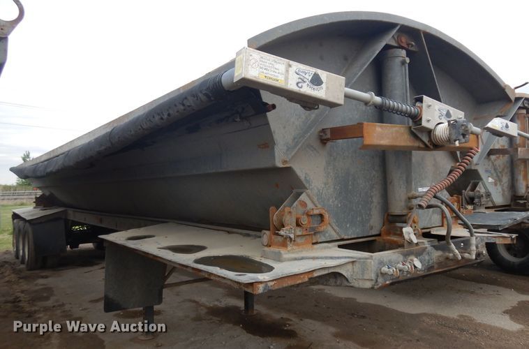 image for item GY9177 1996 Smithco side tilt dump trailer