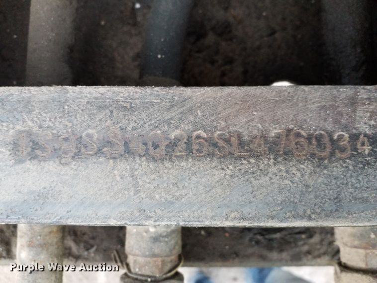 image for item GY9177 1996 Smithco side tilt dump trailer