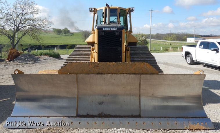 image for item GY9199 2004 Caterpillar D6N LGP  crawler dozer