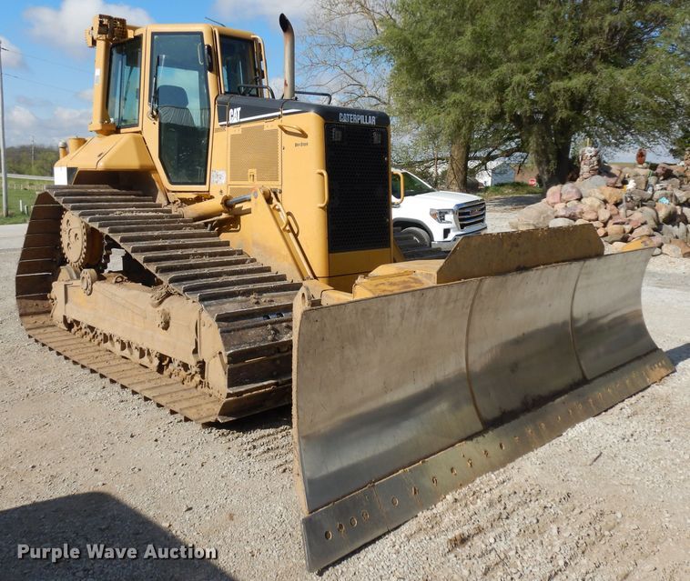 image for item GY9199 2004 Caterpillar D6N LGP  crawler dozer