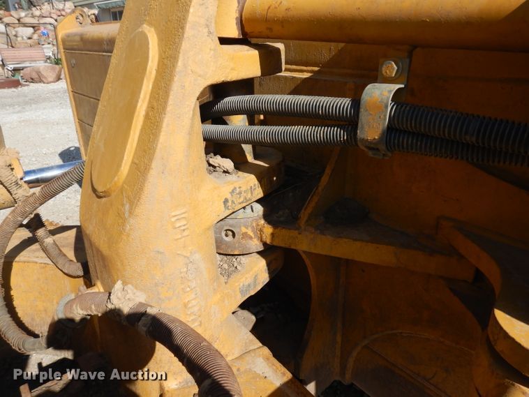 image for item GY9199 2004 Caterpillar D6N LGP  crawler dozer