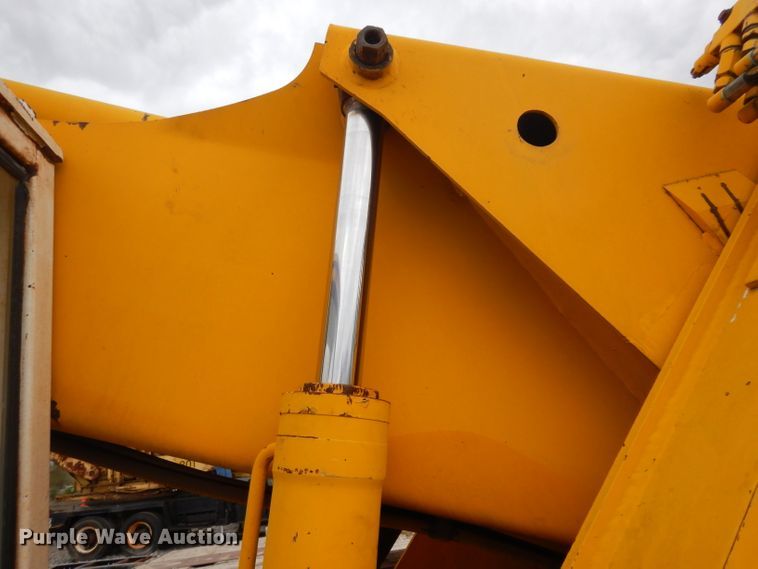 image for item GY9202 JCB 530BHL  telehandler