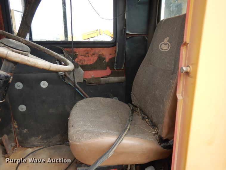 image for item GY9204 1963 Henrickson Drilling rig truck