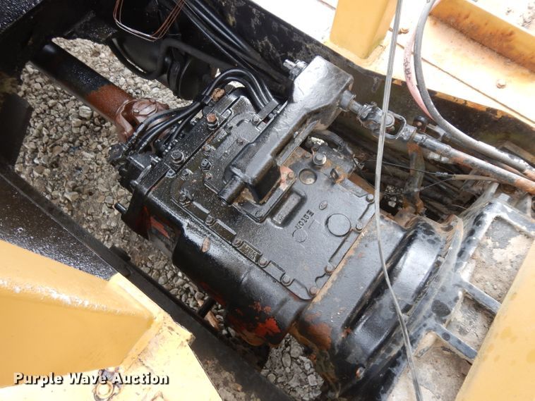 image for item GY9204 1963 Henrickson Drilling rig truck