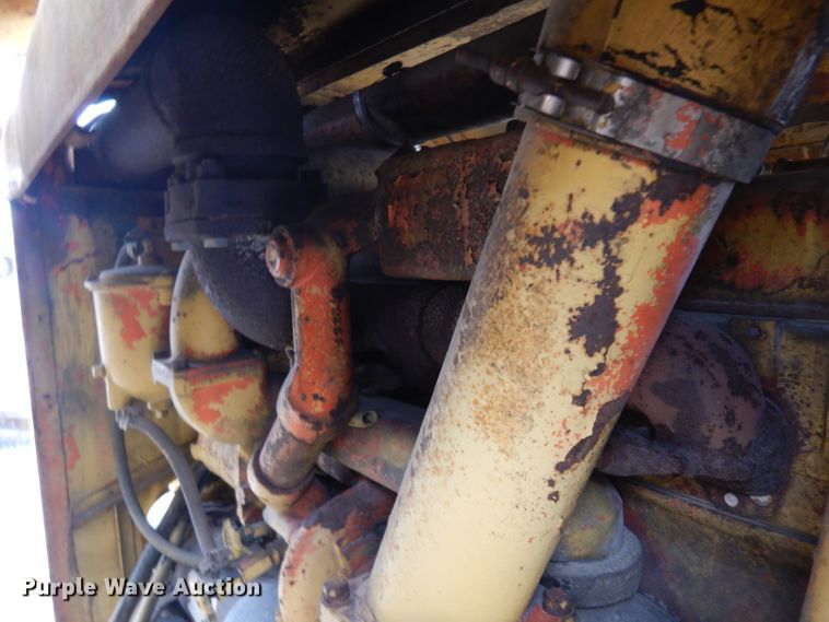 image for item GY9204 1963 Henrickson Drilling rig truck