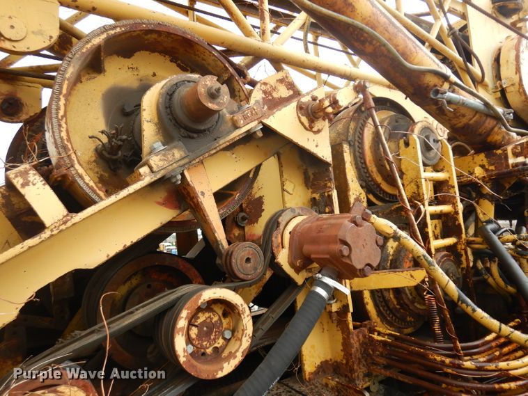 image for item GY9204 1963 Henrickson Drilling rig truck