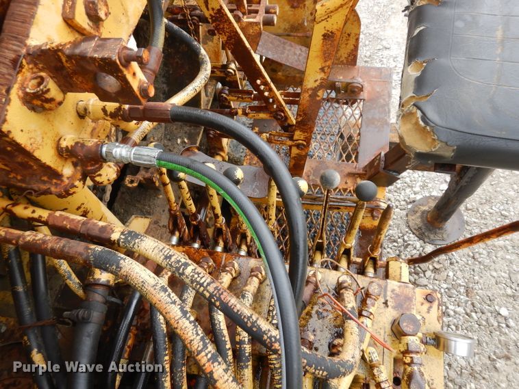 image for item GY9204 1963 Henrickson Drilling rig truck