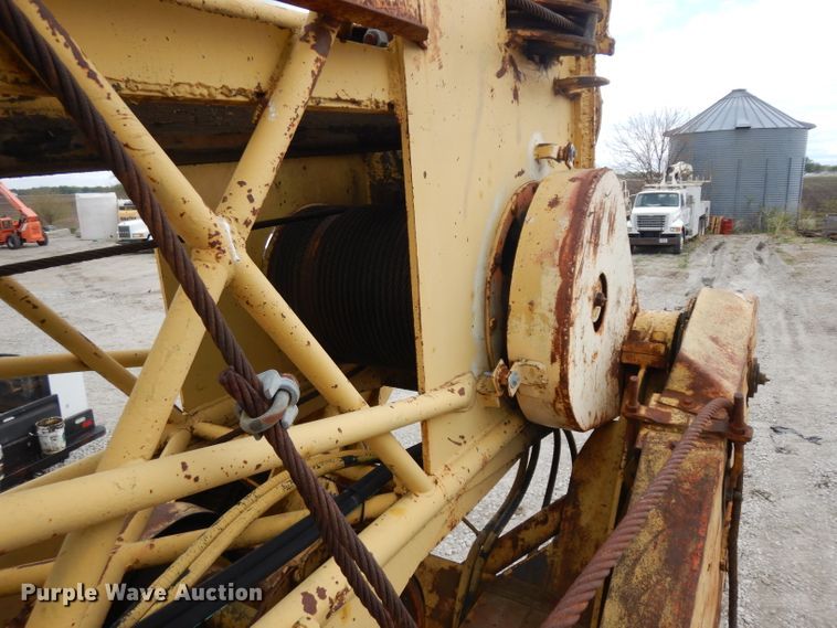 image for item GY9204 1963 Henrickson Drilling rig truck