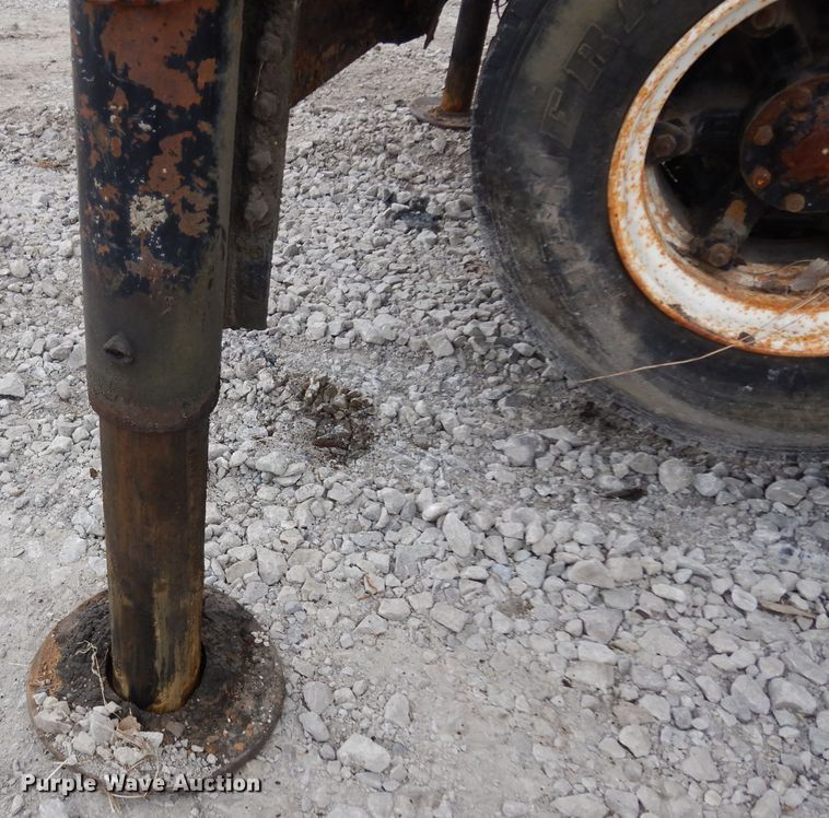 image for item GY9204 1963 Henrickson Drilling rig truck