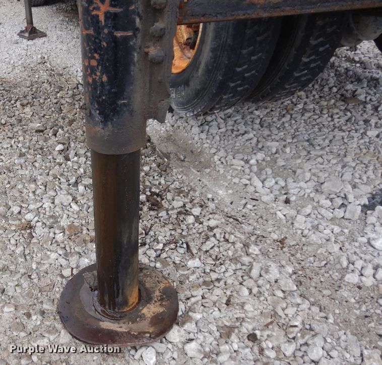 image for item GY9204 1963 Henrickson Drilling rig truck