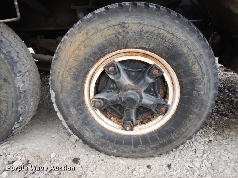 image for item GY9204 1963 Henrickson Drilling rig truck