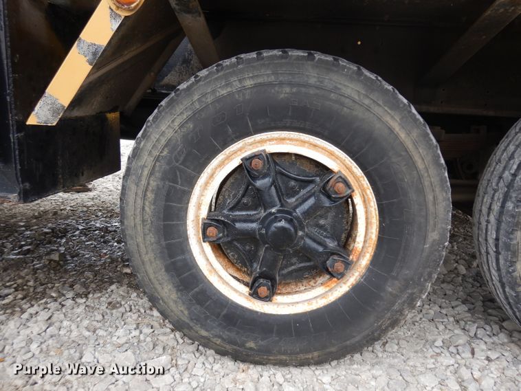 image for item GY9204 1963 Henrickson Drilling rig truck