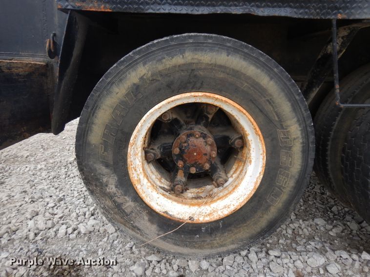 image for item GY9204 1963 Henrickson Drilling rig truck