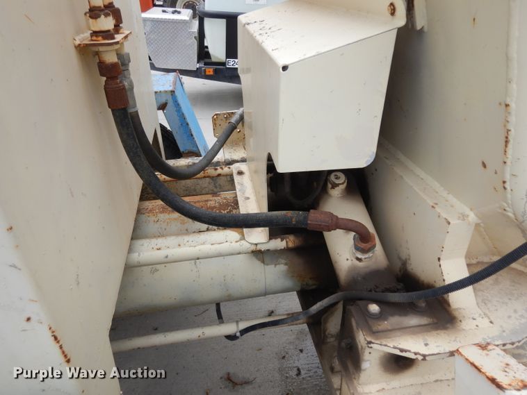 image for item GY9205 2003 Putzmeister TK40 concrete pump