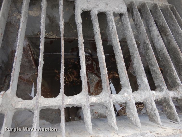 image for item GY9205 2003 Putzmeister TK40 concrete pump