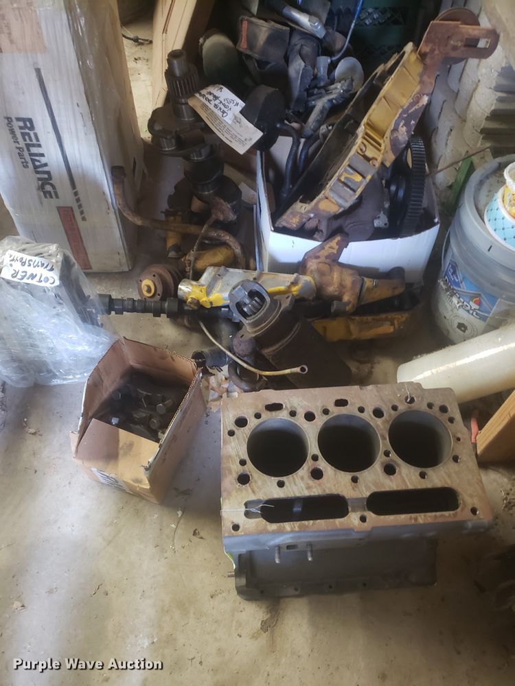 image for item GY9776 Massey Ferguson 200  crawler dozer