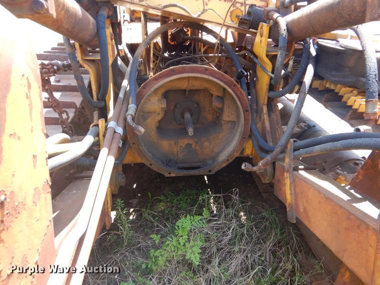 image for item GY9776 Massey Ferguson 200  crawler dozer