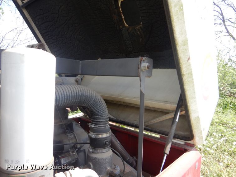 image for item GY9777 Chicago Pneumatic 130 air compressor