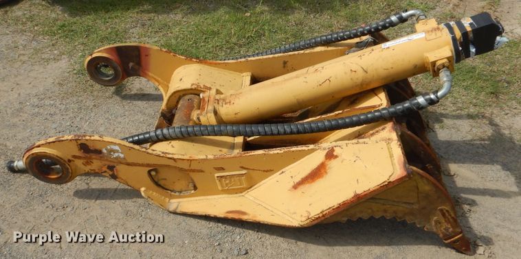 image for item GY9811 Caterpillar 33"W excavator thumb