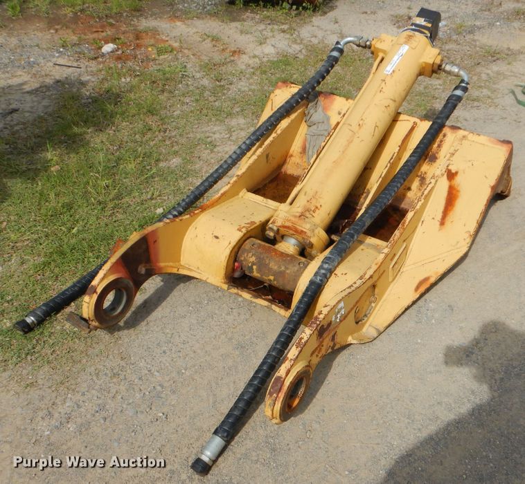 image for item GY9811 Caterpillar 33"W excavator thumb