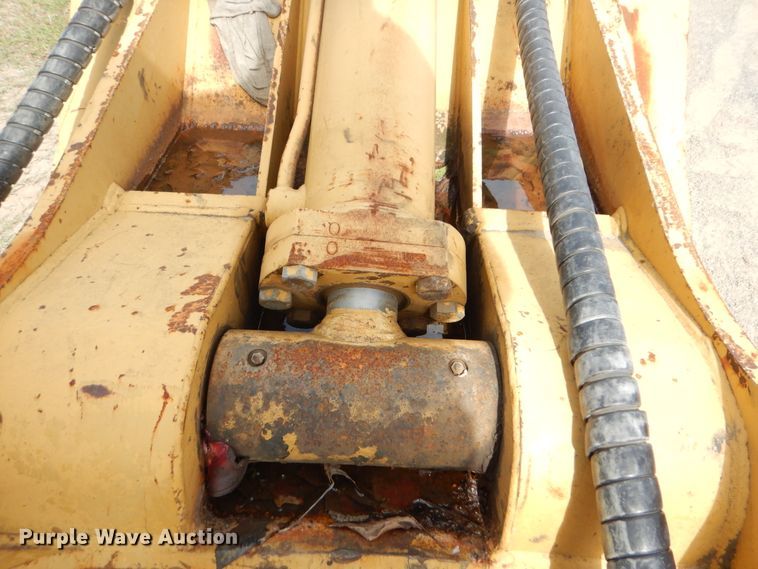 image for item GY9811 Caterpillar 33"W excavator thumb