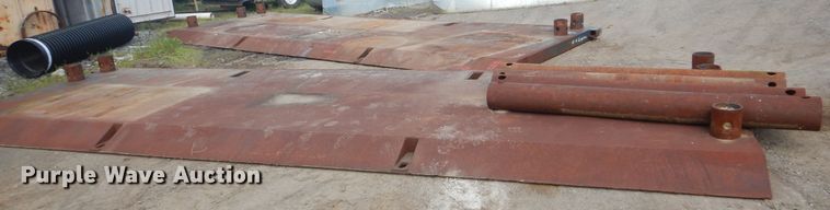 image for item GY9813 Steel trench box