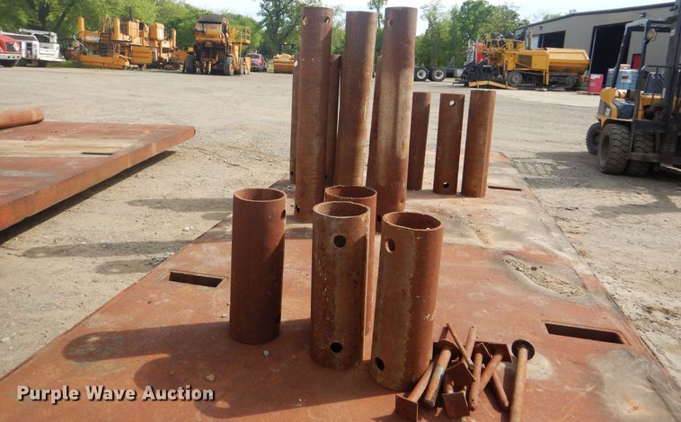 image for item GY9814 Steel trench box