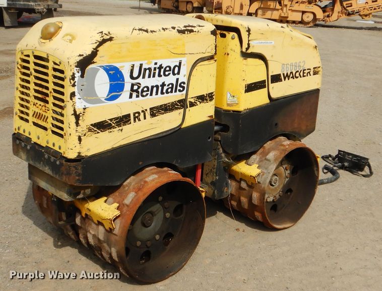 image for item GY9815 2005 Wacker RT vibratory trench compactor