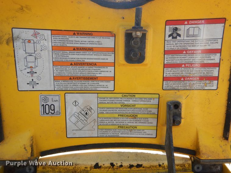 image for item GY9816 Wacker RT vibratory trench compactor