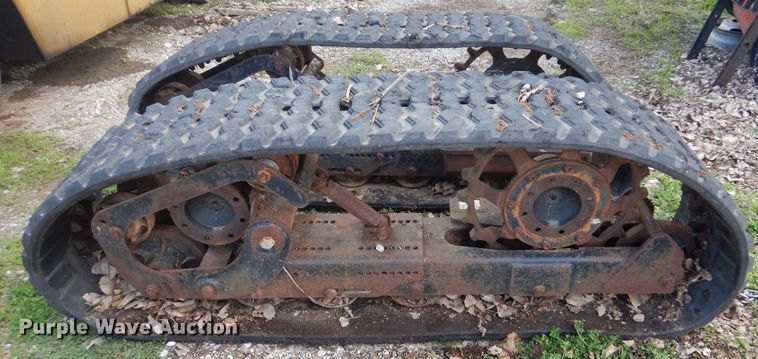 image for item GY9817 (2) Loegering VTS59L skid steer tracks