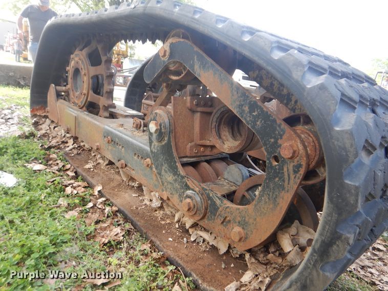 image for item GY9817 (2) Loegering VTS59L skid steer tracks