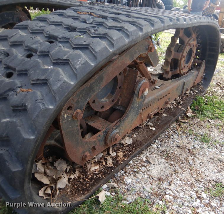 image for item GY9817 (2) Loegering VTS59L skid steer tracks