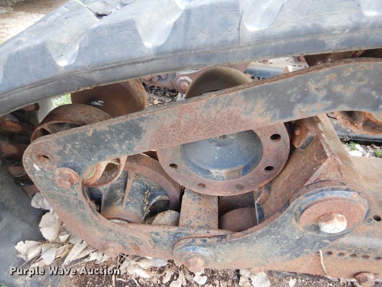 image for item GY9817 (2) Loegering VTS59L skid steer tracks