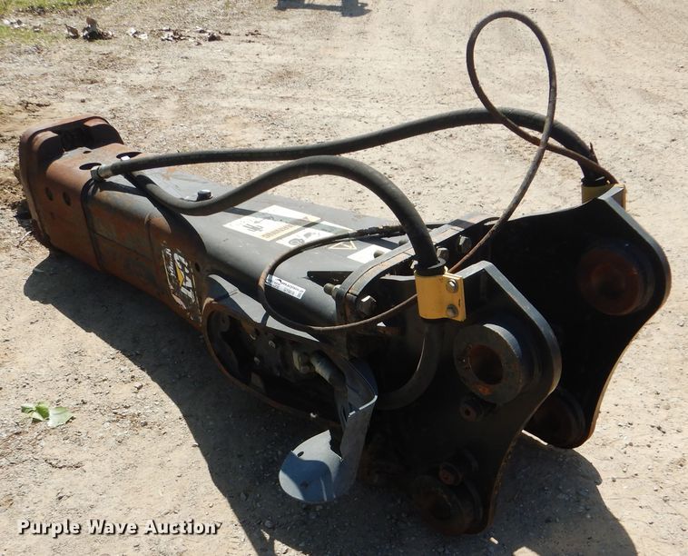 image for item GY9818 Caterpillar H120CS breaker