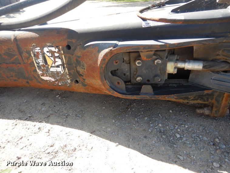 image for item GY9818 Caterpillar H120CS breaker