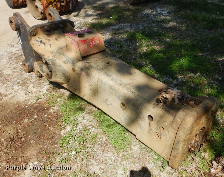 image for item GY9819 Caterpillar 13 breaker