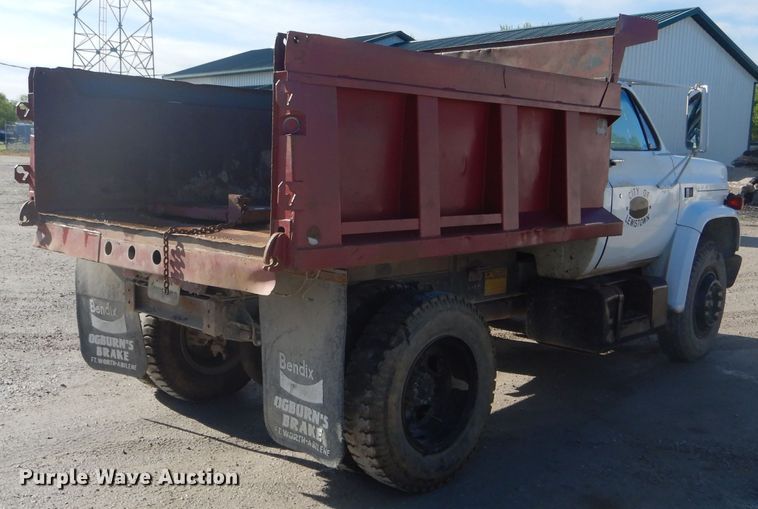 image for item DF3136 1984 Chevrolet 70 dump truck