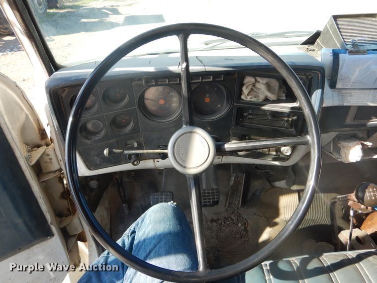 image for item DF3136 1984 Chevrolet 70 dump truck