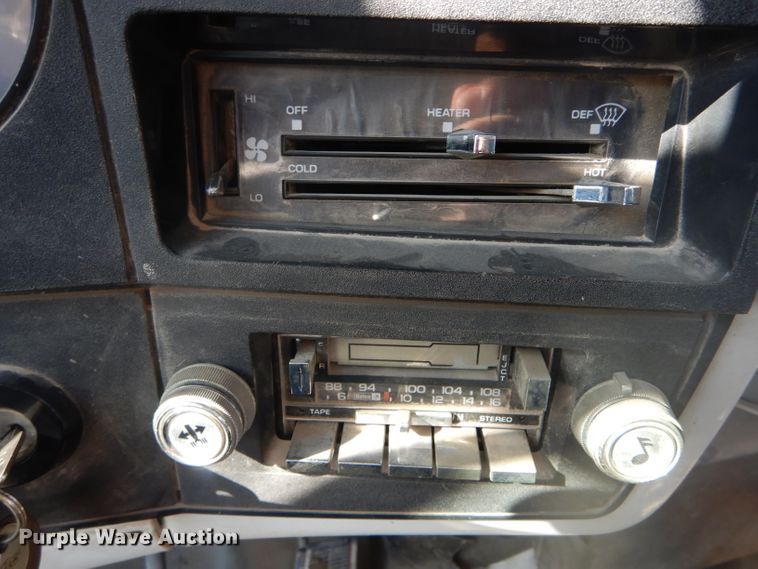 image for item DF3136 1984 Chevrolet 70 dump truck