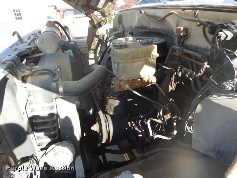 image for item DF3136 1984 Chevrolet 70 dump truck